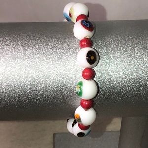 Stretchy flower bracelet